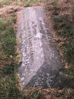 paris gravestone ©clow